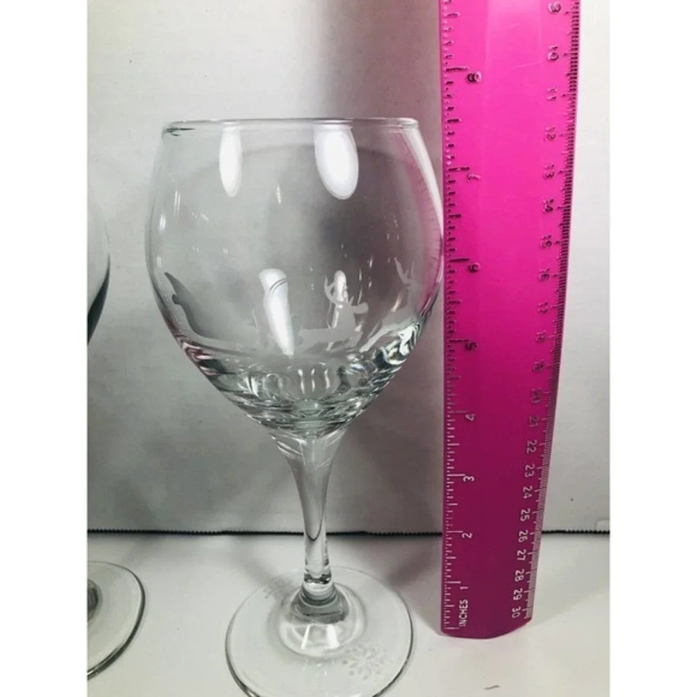 Christmas Wine Glasses With Various Christmas Scenes In White Frosted De…